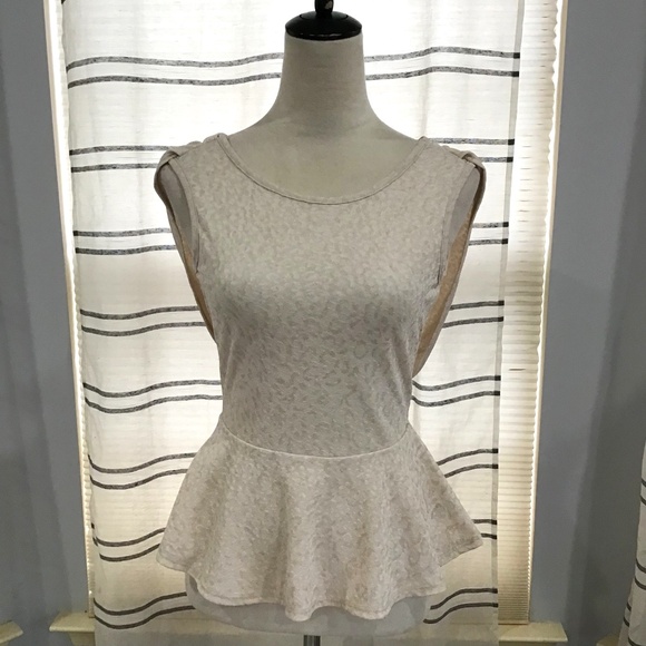 VTG Mandee Women Size SM Cream Peplum Top Gold Metallic Animal Print Y2K Cutout - Picture 1 of 9